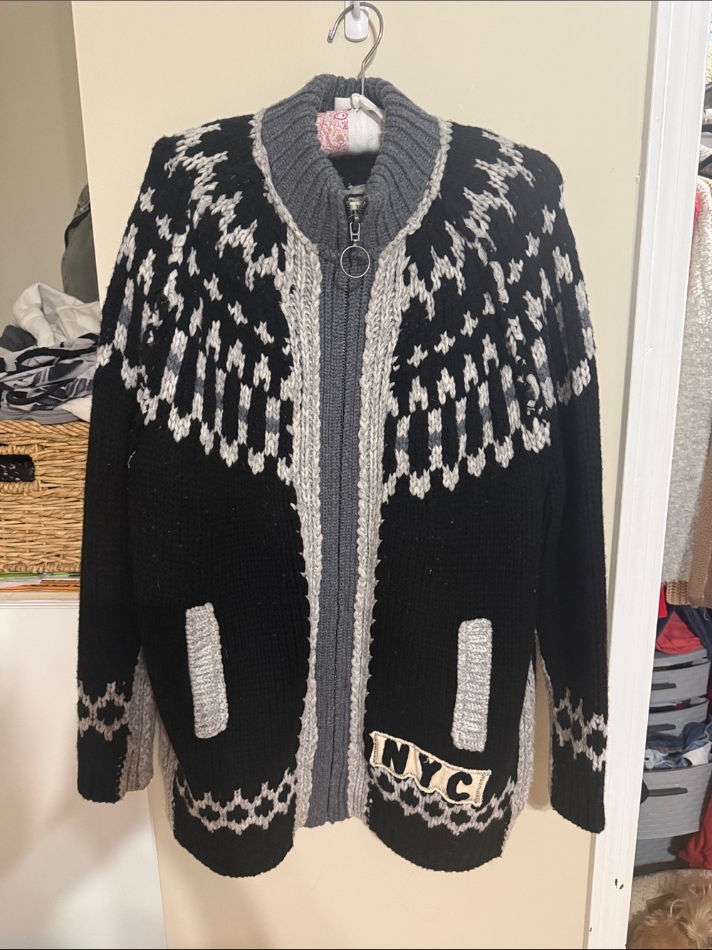 We The Free Queens cardi